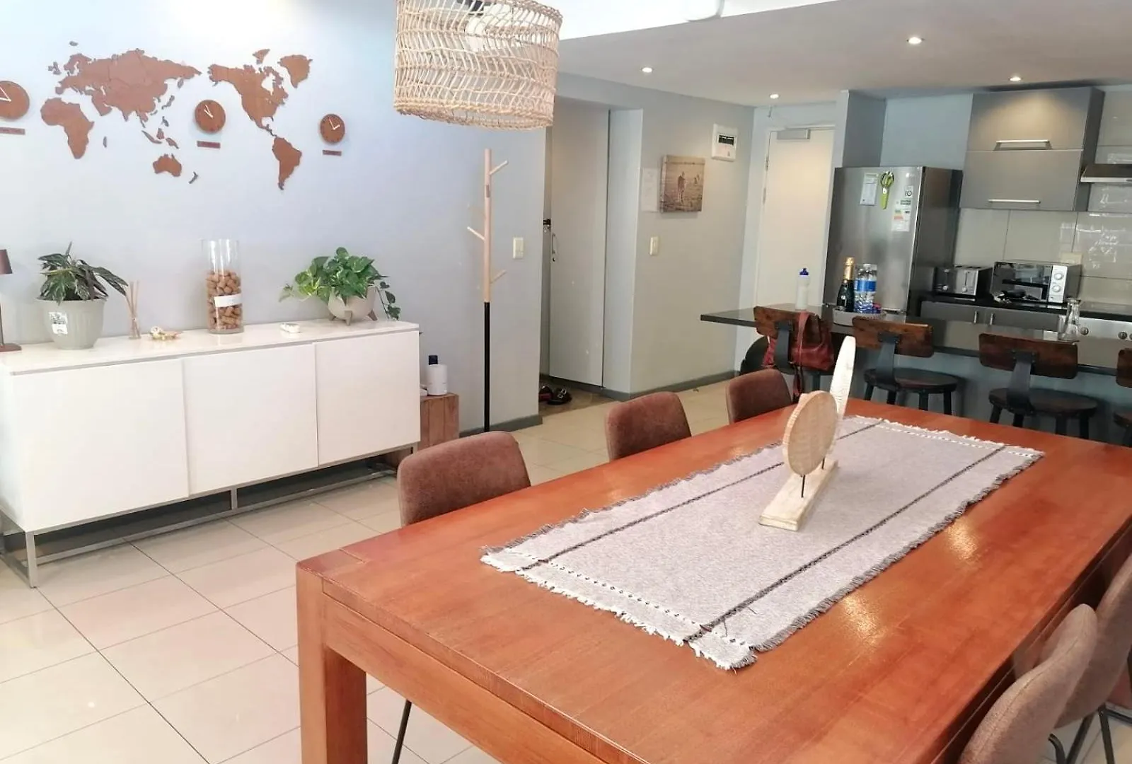Stylish Penthouse In The Mothercity ケープタウン 南アフリカ