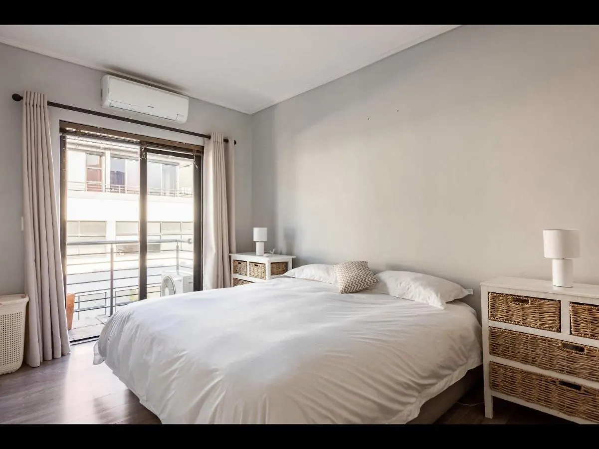 Stylish Penthouse In The Mothercity Cape Town Daire